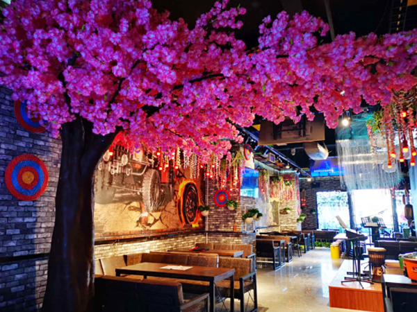 餐廳桃花樹案例
